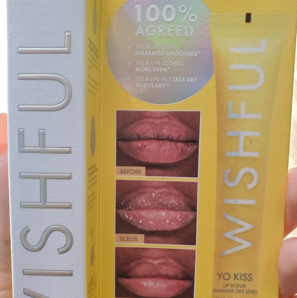 Wishful by Huda Beauty Yo Kiss 💋 Smoothing Lip Scrub NEW - Picture 3 of 8